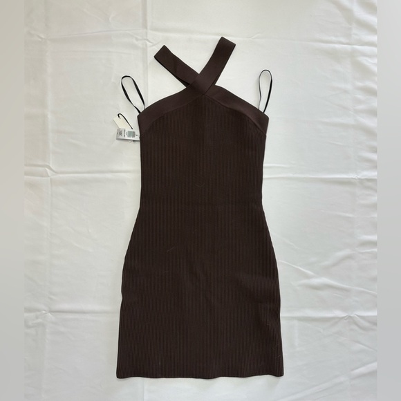 Babaton Dresses & Skirts - Aritzia Babaton Sculpt Knit Criss Cross Dress